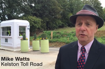 Video: Man in England ingeniously sets up his own toll road after road closure