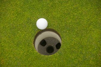 Video: This incredible golf putt has to be seen to be believed…