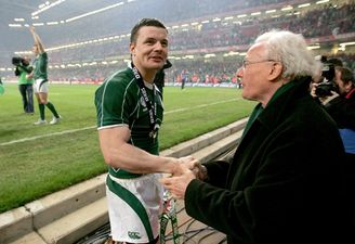 Pic: Tributes pour in for Irish rugby icon Jack Kyle who sadly passed away this afternoon