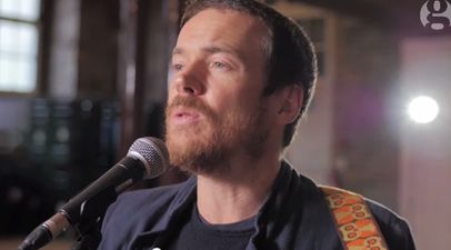 Video: Damien Rice performs a really moving acoustic version of Colour Me In