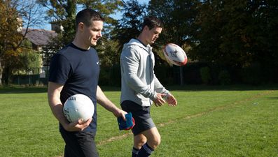 Video: Johnny Sexton and Stephen Cluxton trade kicking techniques in this fantastic video