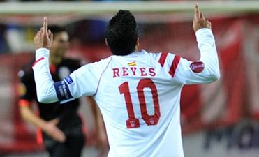 Vine: This one touch passing goal from Seville is just wonderful