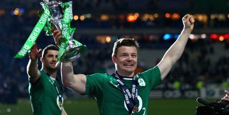 Pic: Brian O’Driscoll picks up his honorary degree from Queen’s University