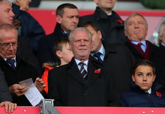 Pic: A West Ham fan trolled the West Ham owner on Twitter and it was Gold