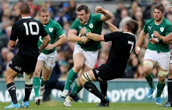 Vine: Cian Healy recalls the time he bulldozed Richie McCaw in a very appropriate response to a Conor McGregor tweet