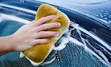 Pic: This festively filthy car in Dublin will raise your Christmas spirits and give you a laugh