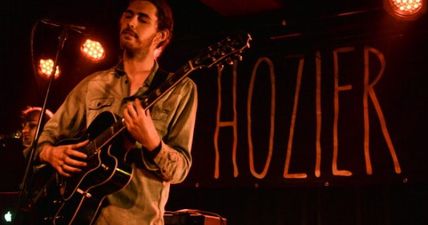 Video: A Mayo crowd put on an electric performance of Hozier’s ‘Take Me To Church’ at his gig in Castlebar