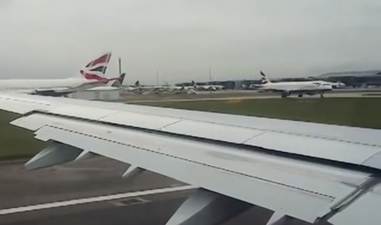 Video: Traffic is building up on Heathrow’s runways following closure of London’s airspace