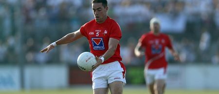 Video: Entire Louth club GAA team visit injured team-mate in hospital and present him with the cup after Leinster title success