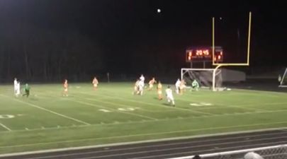 Vine: Here’s the world’s stupidest goalkeeper who conceded an o.g from a halfway line throw-in