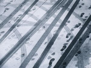 Weather warning issued as snow predicted to hit Ireland on Wednesday