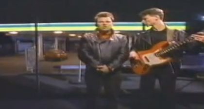 JOE’s Classic Irish Song of the Day : Microdisney – Town To Town