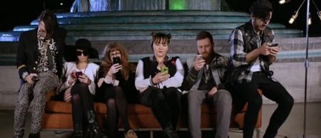 Video: This is what ‘Friends’ would look like if it was made again with hipsters in 2015