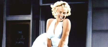 A GIF of what a “perfect” woman’s body looked like in each decade of the last 100 years