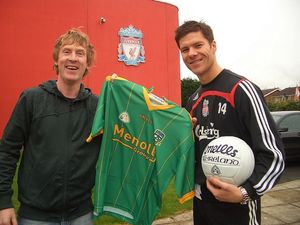 Five famous soccer players from abroad with GAA connections