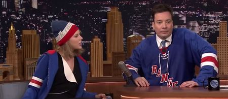 Video: Jimmy Fallon dancing with Taylor Swift on fan-cam is very funny
