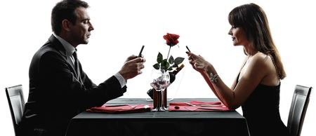 Pic: Dublin pub offers tasty discount on Sunday lunch for diners willing to leave their phones alone