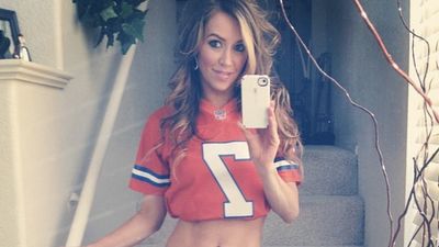 School says ‘no’ to 17-year-old boy who asked a 30-year-old Las Vegas showgirl to his debs