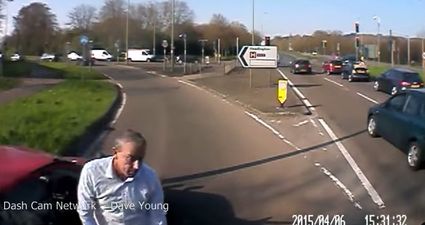 Video: Car with Irish reg cuts across a lorry in London, things get extremely heated (NSFW)