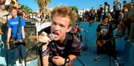 Sum 41’s Deryck Whibley talks about his alcohol abuse and reveals shocking photo of himself