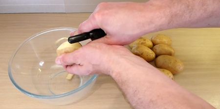 Video: We’ve all been peeling potatoes wrong all this time, here’s how to do it properly