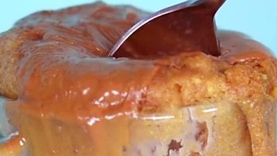 Video: Here’s how to make a simple but delicious cake in a mug in just 90 seconds