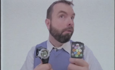 Video: Apple Watch gets the ‘90s treatment in this brilliant parody ad