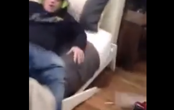 Video: Man acting the eejit accidentally breaks bed in the middle of furniture shop