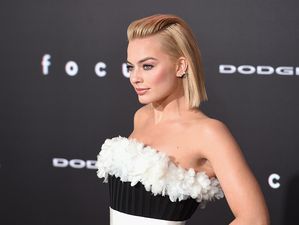 Pics: Margot Robbie looks badass in this new fan art picture of Harley Quinn