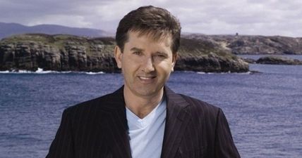A great story about Daniel O’Donnell’s kindness to a grieving Irish couple flying home from the US