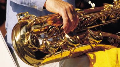 Video: This man playing an imaginary saxophone deserves your attention