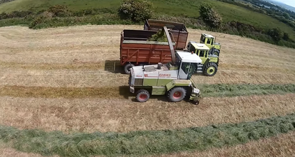 Video: More stunning drone footage of silage being cut has cropped up