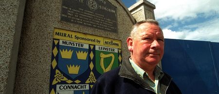 Pic: Hurleys held aloft as late Tipp hurling legend passes through Cork