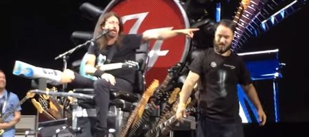 Video: Foo Fighters singer Dave Grohl gives us reason number 7,324 why he’s an absolute legend