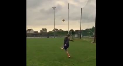 Video: Clare’s Ailish Considine with a ridiculous outside of the boot sideline point