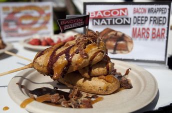 Scottish deep fried Mars bar chipper asked to remove banner sign by council