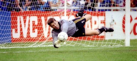 Irn-Bru flavoured ice-cream and being a poet: JOE spins the Tombola of Truth with Packie Bonner