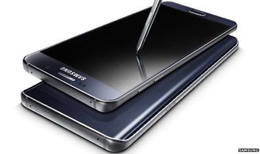 Pics: Samsung unveil their latest smartphones with some very cool new features
