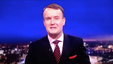 VIDEO: BBC presenter suffers a hilarious teleprompter fail