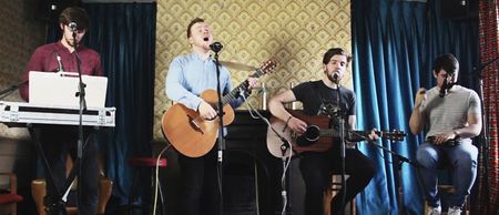 Sunday Sessions • Heroes In Hiding