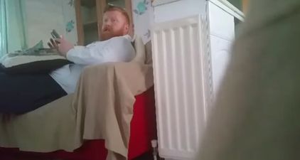 VIDEO: Irish guy forgets the word ‘Eyes’ during hysterical spelling challenge