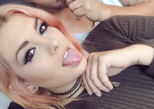 Pics: This girl’s parents brilliantly take the p**s out of her selfies