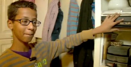 Obama and Zuckerberg send messages to 14-year-old arrested for building a clock