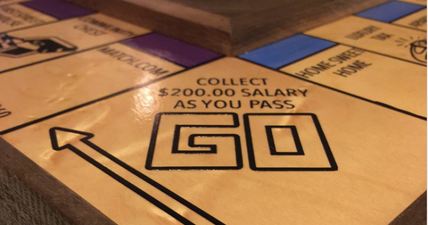 PICS: Man uses a very unique Monopoly board to propose in ingenious way