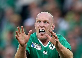 PIC: The Irish lad should have checked his phone before asking Paul O’Connell for a selfie