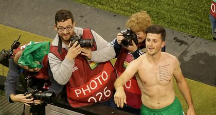 PICS: 5 Irish fans who won loads of money thanks to Shane Long last night (and 2 who lost loads)