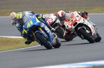 VIDEO: Moto GP rider kills seagull with a headbutt during Australian GP
