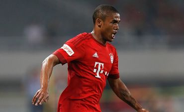 VIDEO: Douglas Costa’s ridiculous piece of skill against Arsenal deserves to be seen over and over