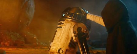 VIDEO: Mark Hamill and J.J. Abrams have talked about an ‘evil’ Luke Skywalker and it’s fascinating