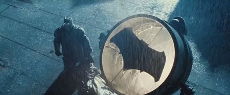 This Batman v Superman fan theory is either totally insane or totally brilliant
